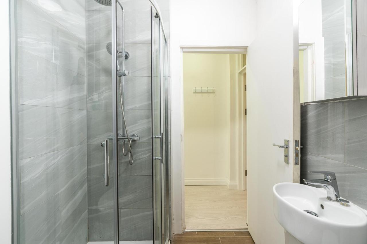 Chic & Cozy: South Kensington Studio London Exterior photo